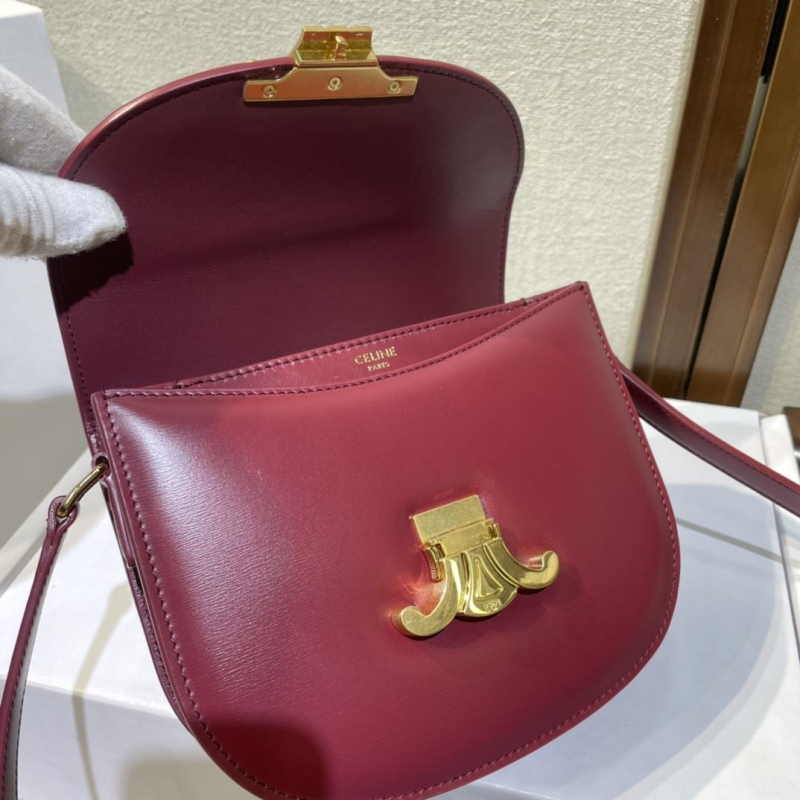 Ce1i*e triomphe bags